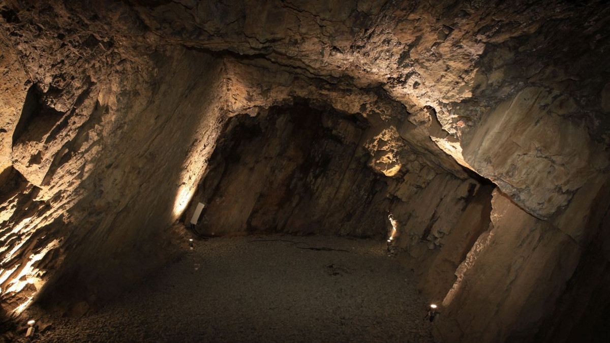 Im Schutz des Felsens-