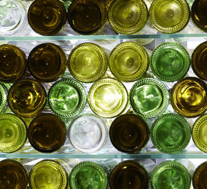 Flaschenböden in verschiedenen Farben
