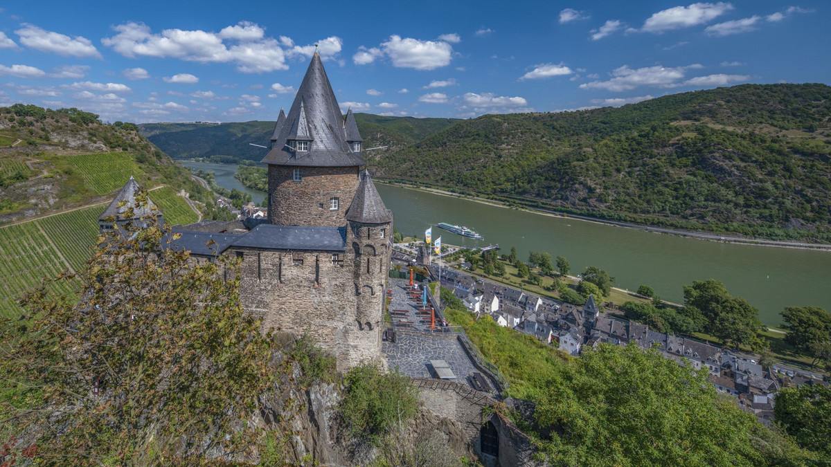 Prof. Dr. Bernd Schneidmüller: Agnes von Staufen und die Hochzeit von Stahleck-
